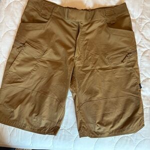 Helicon-Tek Urban Tactical Cargo Shorts